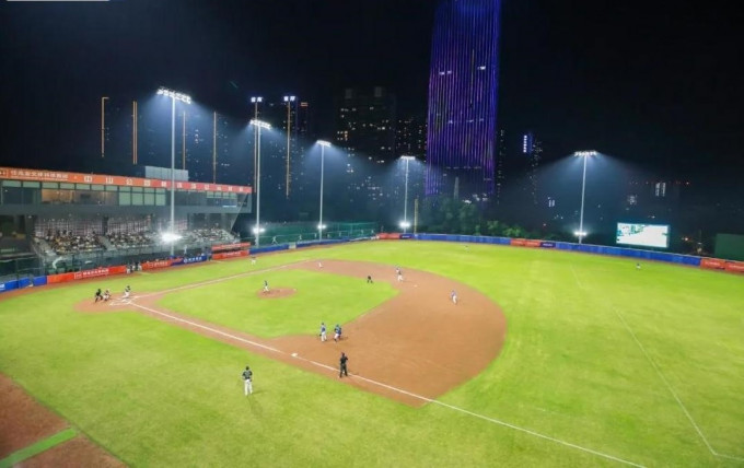 香港代表团棒球队进驻深圳备战全运会 。央视图片