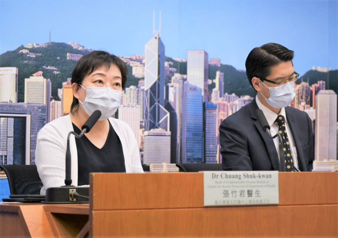 張竹君（左）表示無病徵人士不應爭做病毒檢測。