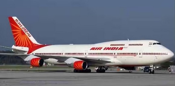 印度航空公司一班飛德里往孟買航線的航班。網上圖片