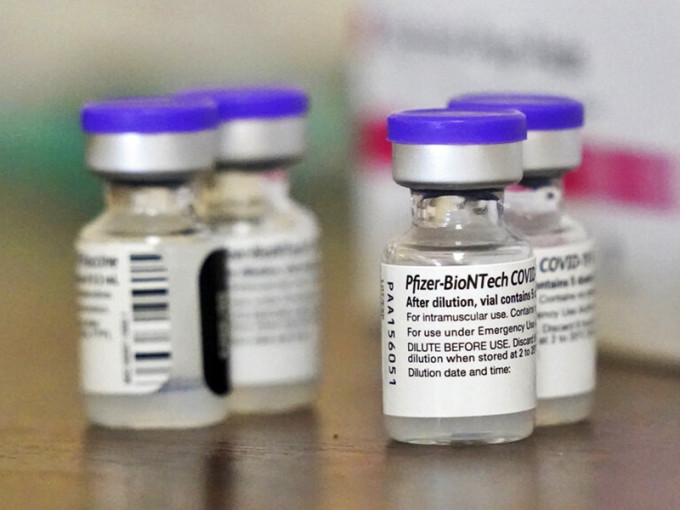 一批BioNTech新冠疫苗将运抵台湾，较预定的首批供应期早。AP资料图片