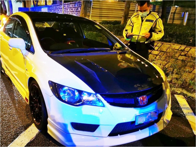 警方在本月9日至11日進行打擊非法賽車的行動。警方圖片