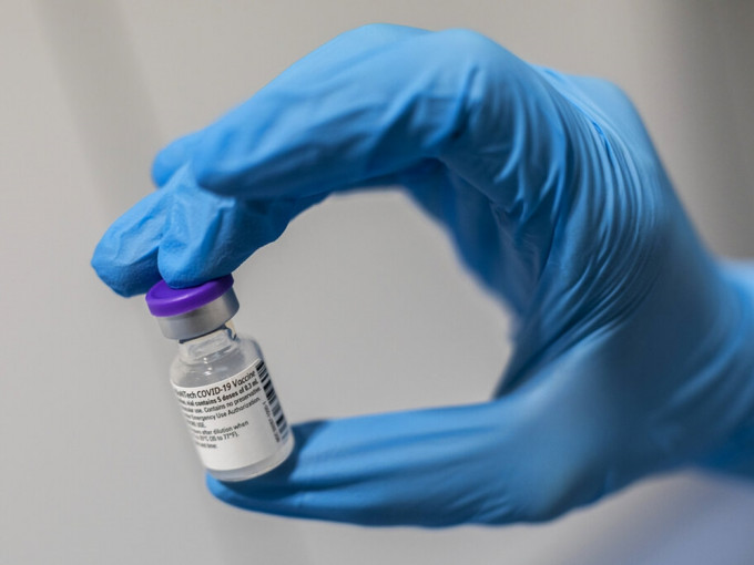 美国疾控中心建议长者及高危族群接种新冠疫苗加强针。资料图片