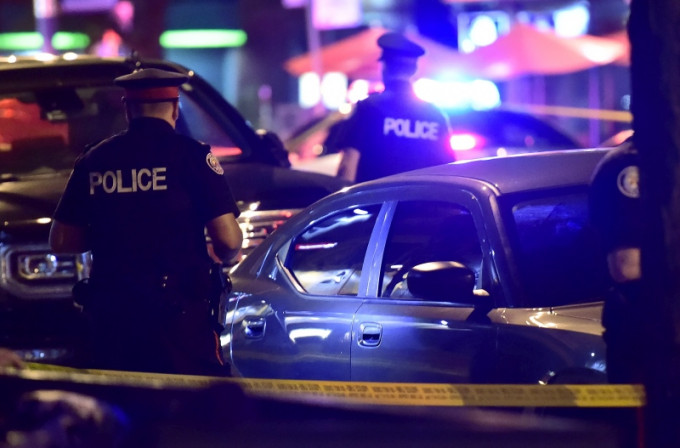 多倫多希臘城當地周日晚上發生槍擊案，多人被槍傷。AP