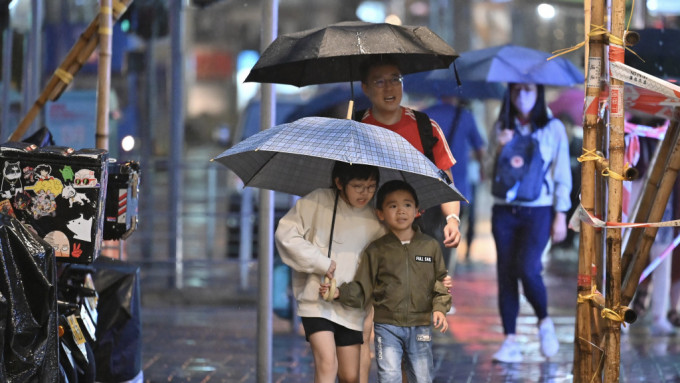 天文台：新界有雷雨区发展 料未来数小时本港部分地区雨势较大及有强阵风