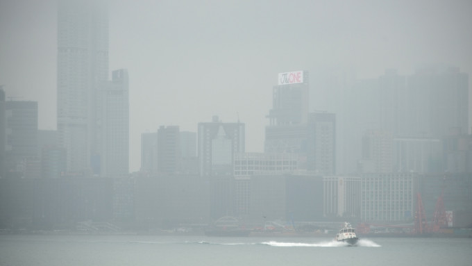 本港今日潮湿有雾。资料图片