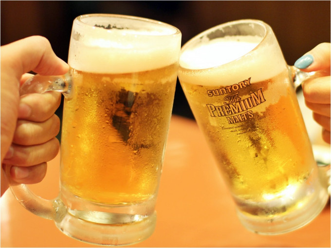 甘肃有县政府推「禁酒令」，24小时禁止公职人员喝酒。示意图