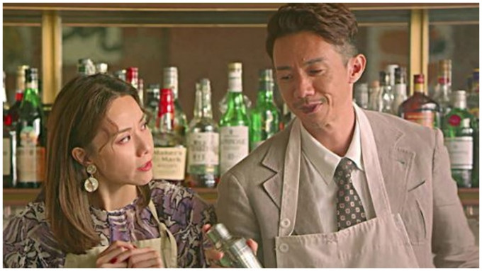 Stephy和张继聪搞笑合唱电影宣传歌《叉叉叉Love Song》。