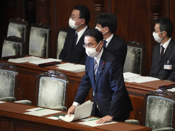 日本新任首相岸田文雄民望不足五成。AP资料图片