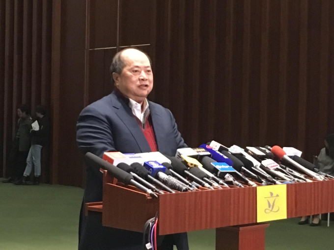 张华峰对政府宣布的第四轮纾困措施表示欢迎。
