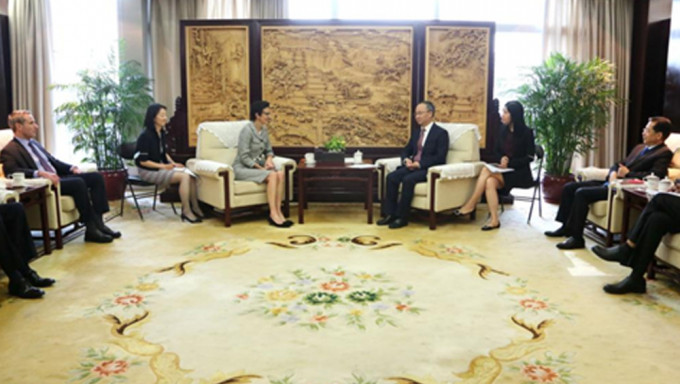 李雲澤會見美國花旗集團首席執行官范潔恩。