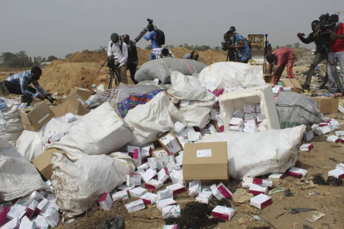 尼日利亚销毁逾100万剂过期阿斯利康疫苗。AP图片