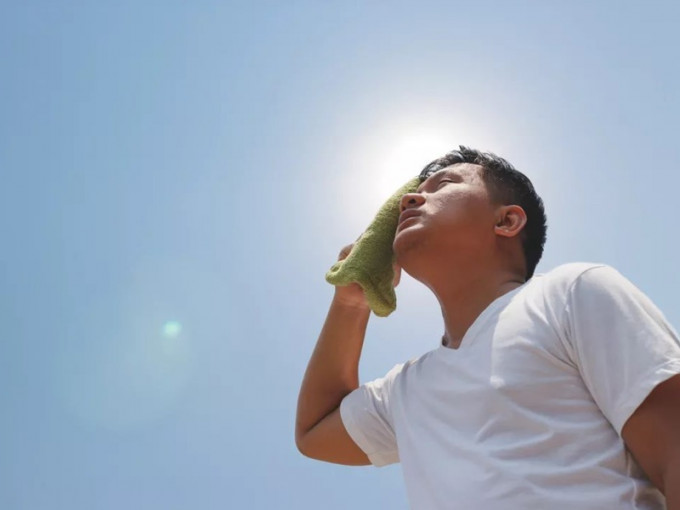 夏天特別容易中暑！網圖