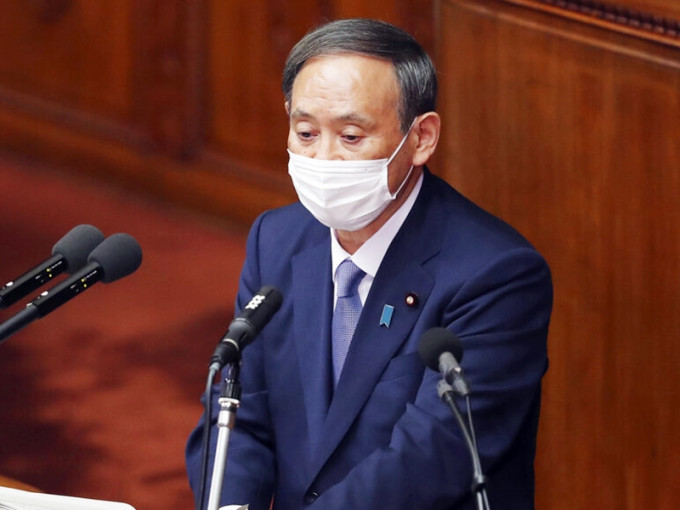 日本首相菅义伟上任后，首次在众议院全体会议施政演说。AP图片