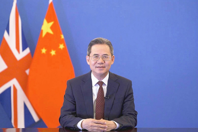 新任中国驻英大使郑泽光。