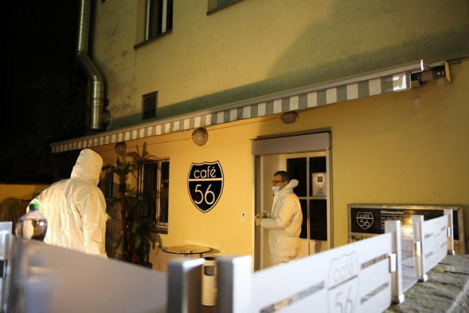 瑞士巴塞爾一間咖啡室發生槍擊案，造成兩死一傷。美聯社