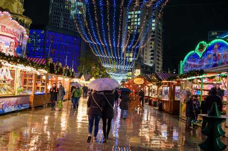 布萊茲雪德廣場聖誕市集開幕。AP