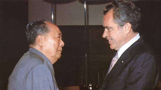 尼克逊1972年访华，与中共领导人毛泽东见面。资料图片