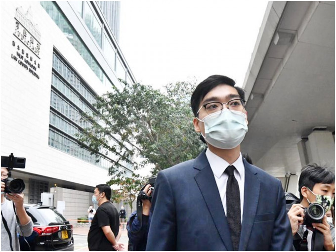 裁判官裁定陳浩天兩罪不成立。