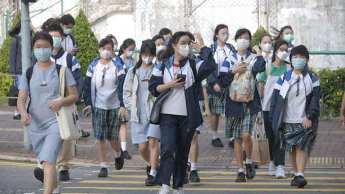 青协调查指逾四成半受访中学生感到压力水平偏高。资料图片