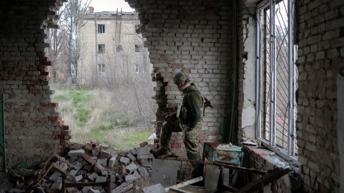 乌克兰纽约市的边境前线有大量破房，价钱低得可怜。资料图片