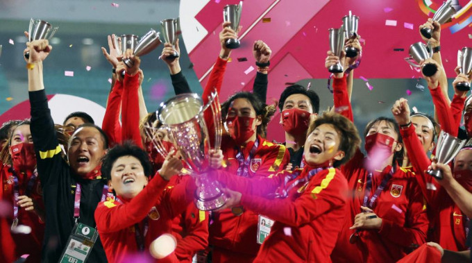 中国女足目前获得二千三百万人民币奖励。Reuters