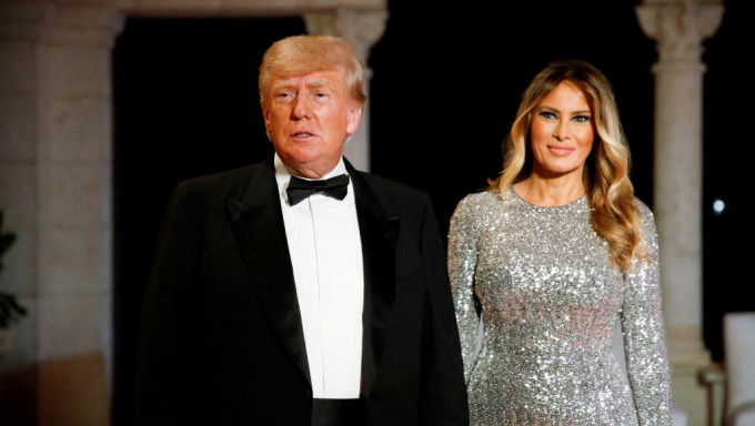 美国前总统特朗普（Donald Trump）与夫人梅拉尼娅（Melania Trump）。 路透社
