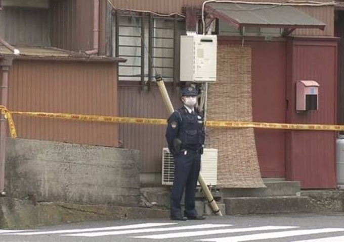 警方封鎖現場調查。NHK