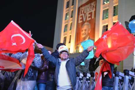 土耳其就總統擴權舉行公投。新華社
