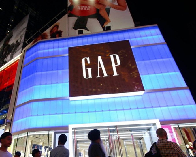 Gap宣布關閉全球230間分店。GapInc facebook