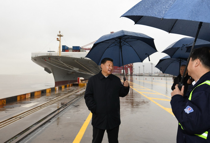 习近平在浙江宁波视察。