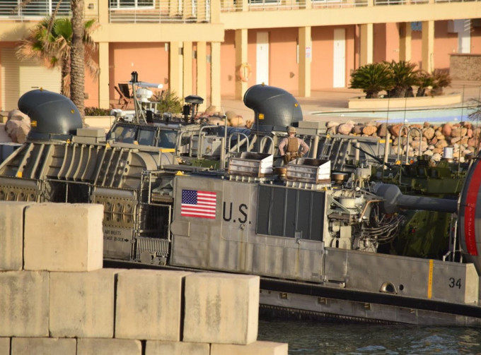 利比亚内战升级，美军暂时撤离驻当地部队。AP