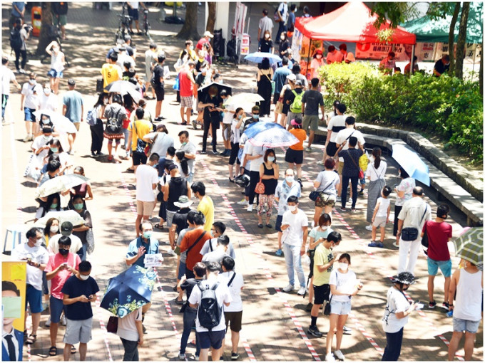 大埔广场票站7月12日的排队情况。资料图片