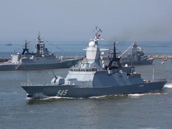 俄太平洋艦隊戰艦進行了現代史上首次在太平洋中部舉行的遠海區演習。網圖