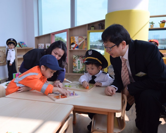 本港首间机场幼儿园开幕，已招收46名婴幼儿。
