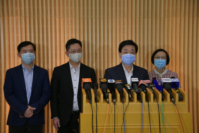 政务司长李家超率团队到深圳出席疫情防控工作第2次对接会议，至傍晚返回香港。