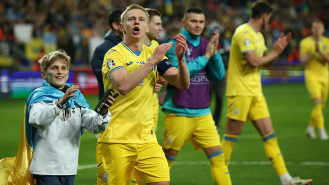 乌克兰杀入决赛周。Reuters