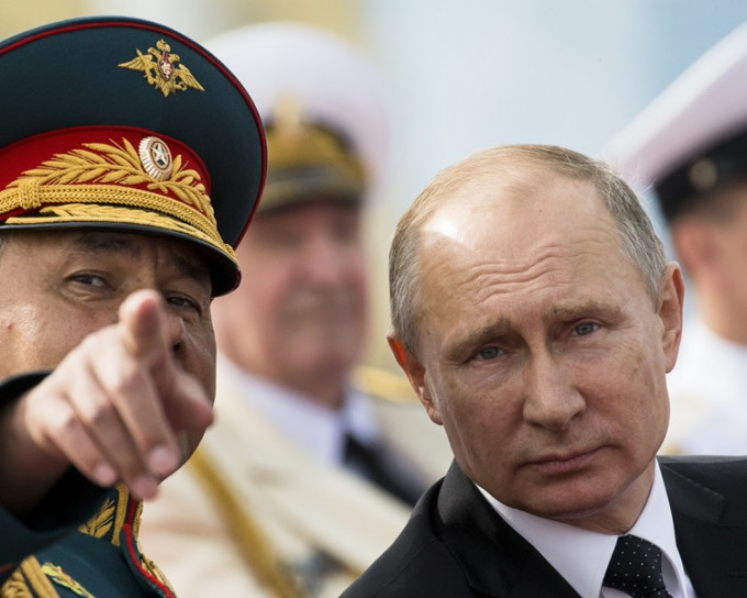 普京表示是美国的无理举措，使得俄美关系恶化。AP