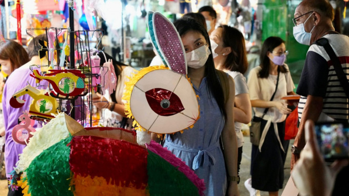 中秋节在即，不少市民将进行跨家庭聚会。资料图片