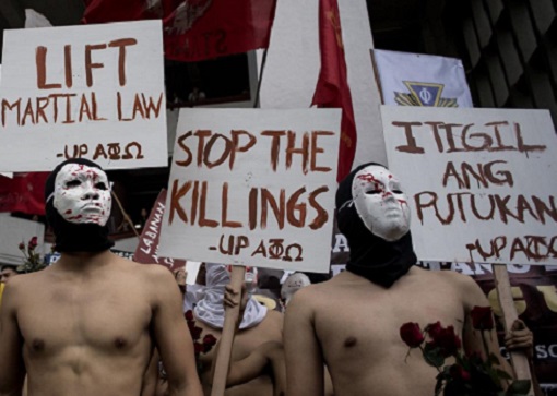 今年大學生裸跑活動的主題為拯救和平、停止殺戮。 網上圖片