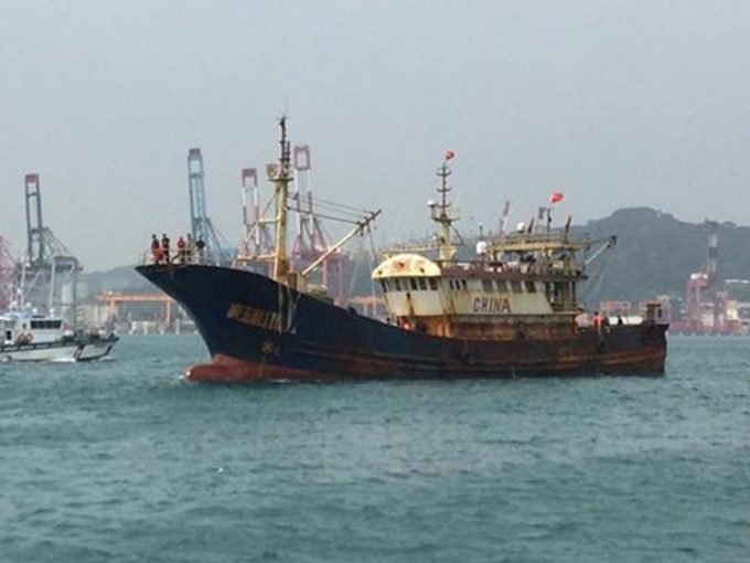 浙玉漁11007號被台灣海巡署扣留。圖:騰訊