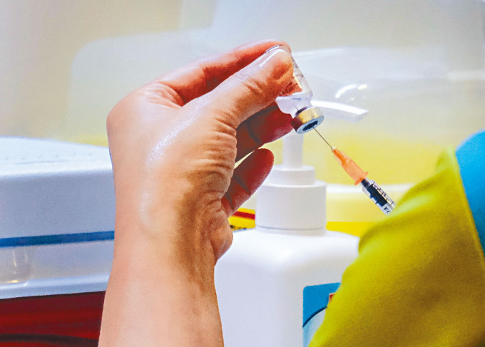 復必泰研發的二價疫苗，最快會於本月底到港。