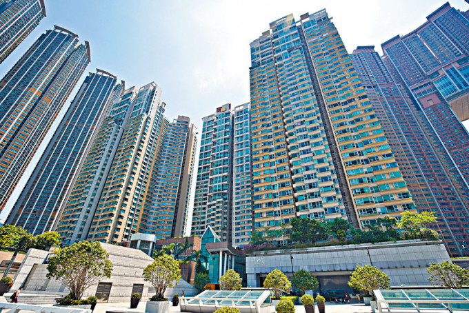 九龍站漾日居一個高層單位，年初一以3218萬成交。