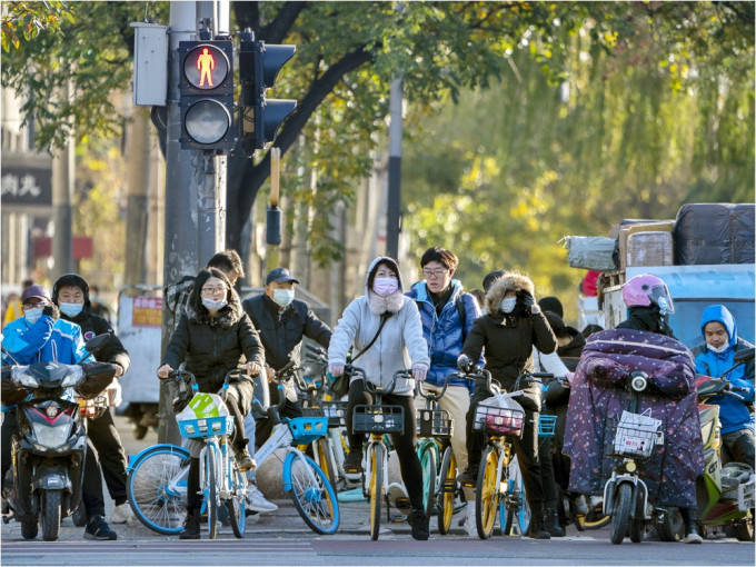 有专家认为内地爆发疫情的机会不大。AP图片