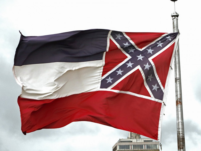 密西西比州議會通過改州旗。AP