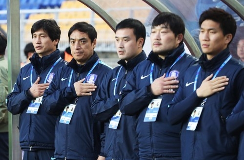 印尼主辦方誤播朝鮮國歌，韓國教練組不知所措。（網圖）