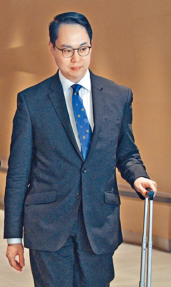 ■大律师郭憬宪为十八岁男学生吴铭扬的代表律师。