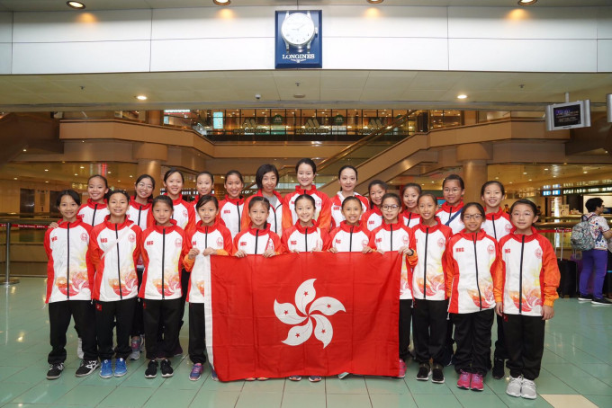 香港韵律泳队周日完成一连三日的澳门国际艺术游泳邀请赛，派出廿一名选手参赛共斩获七金一银。相片由公关提供。