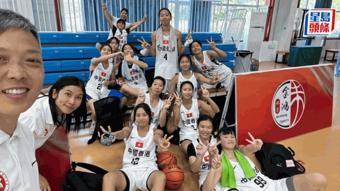 香港在學青會中學組女子籃球的預賽中排小組第三名，進入下一階段。(學青會圖片）