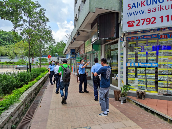 警方封锁现场调查。梁国峰摄