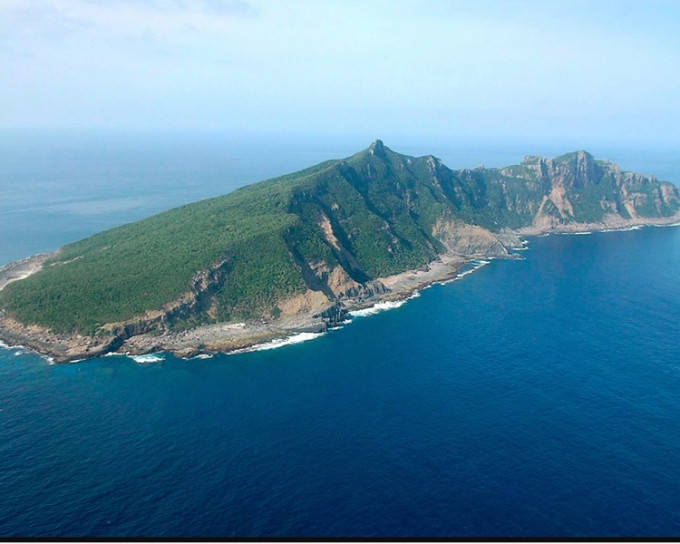 日方指有中國海軍軍艦及潛艇駛入釣魚島水域。網圖